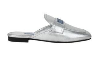 普拉达柬埔寨生产的衣服是正品吗 正品普拉达